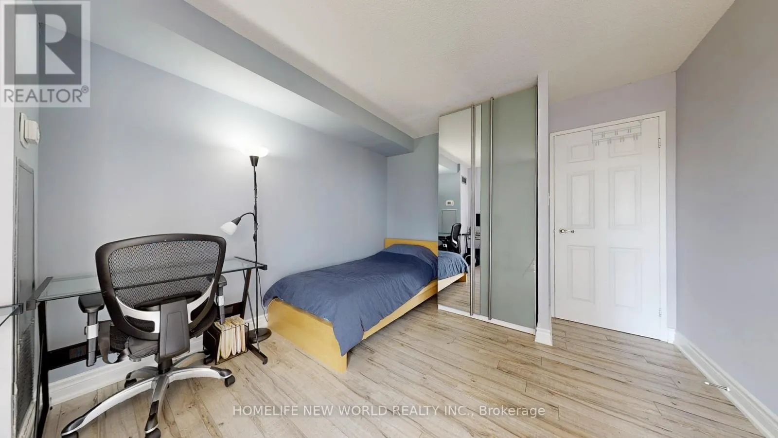 604 - 5 WELDRICK ROAD W