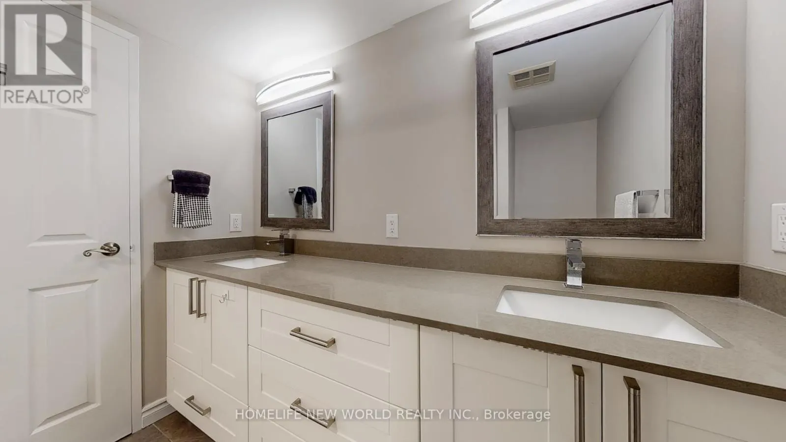604 - 5 WELDRICK ROAD W