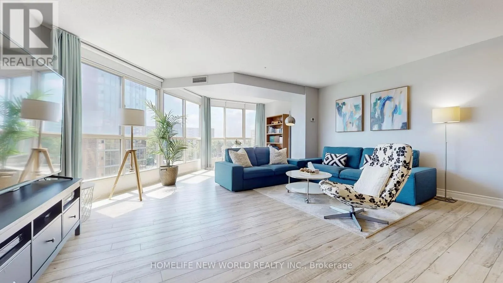 604 - 5 WELDRICK ROAD W