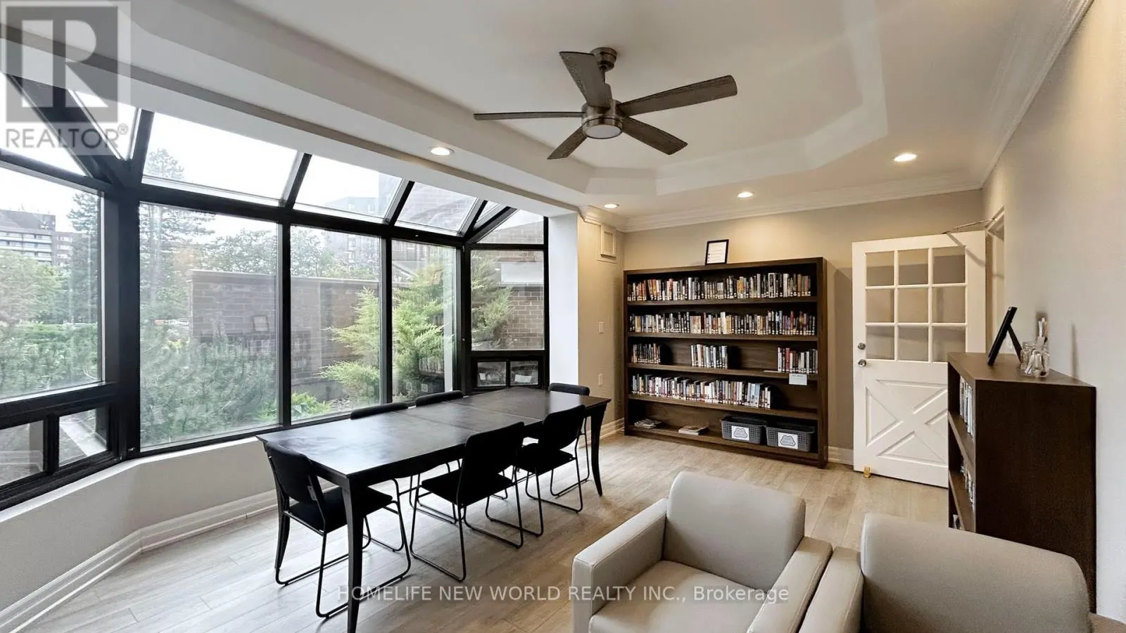 604 - 5 WELDRICK ROAD W