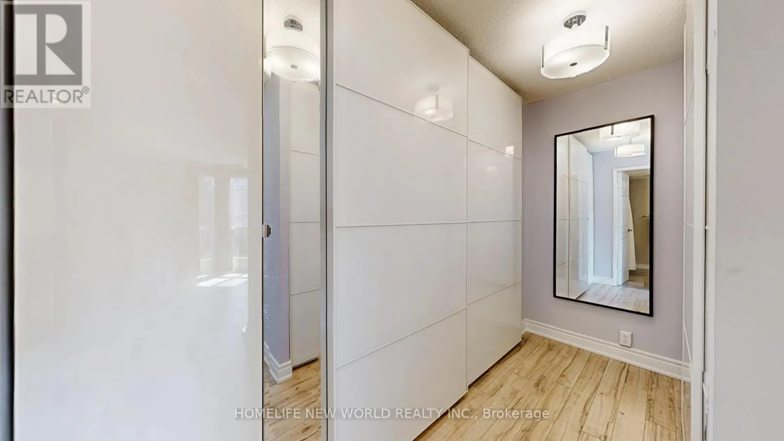 604 - 5 WELDRICK ROAD W