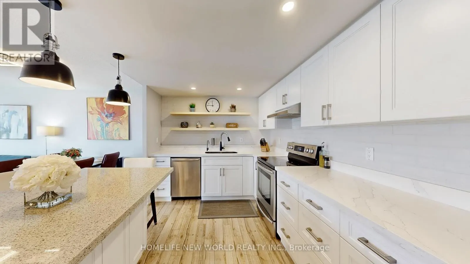 604 - 5 WELDRICK ROAD W