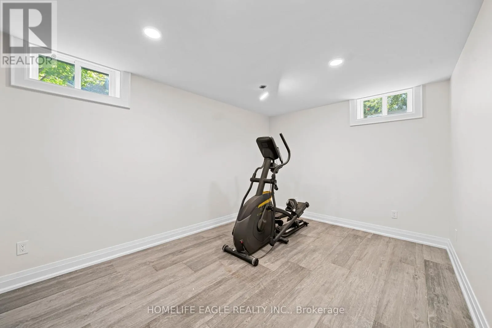 31 MODESTO GARDENS