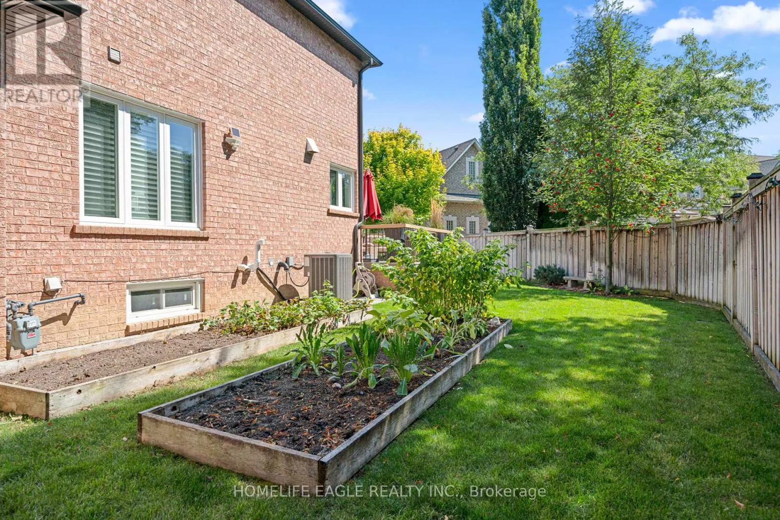 31 MODESTO GARDENS