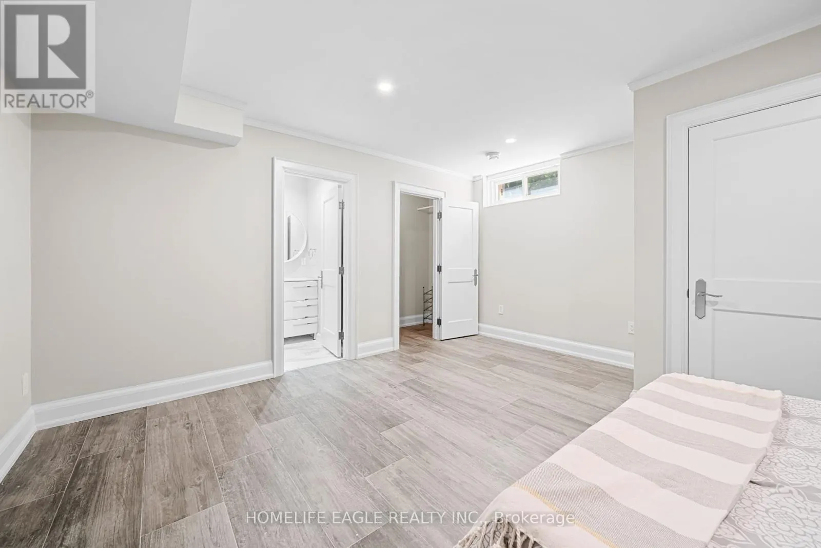 31 MODESTO GARDENS