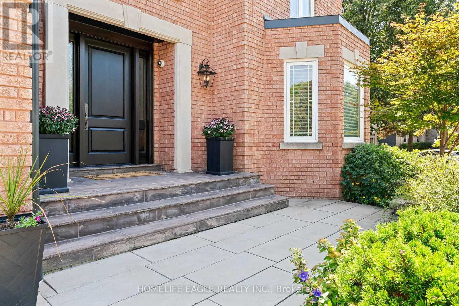31 MODESTO GARDENS