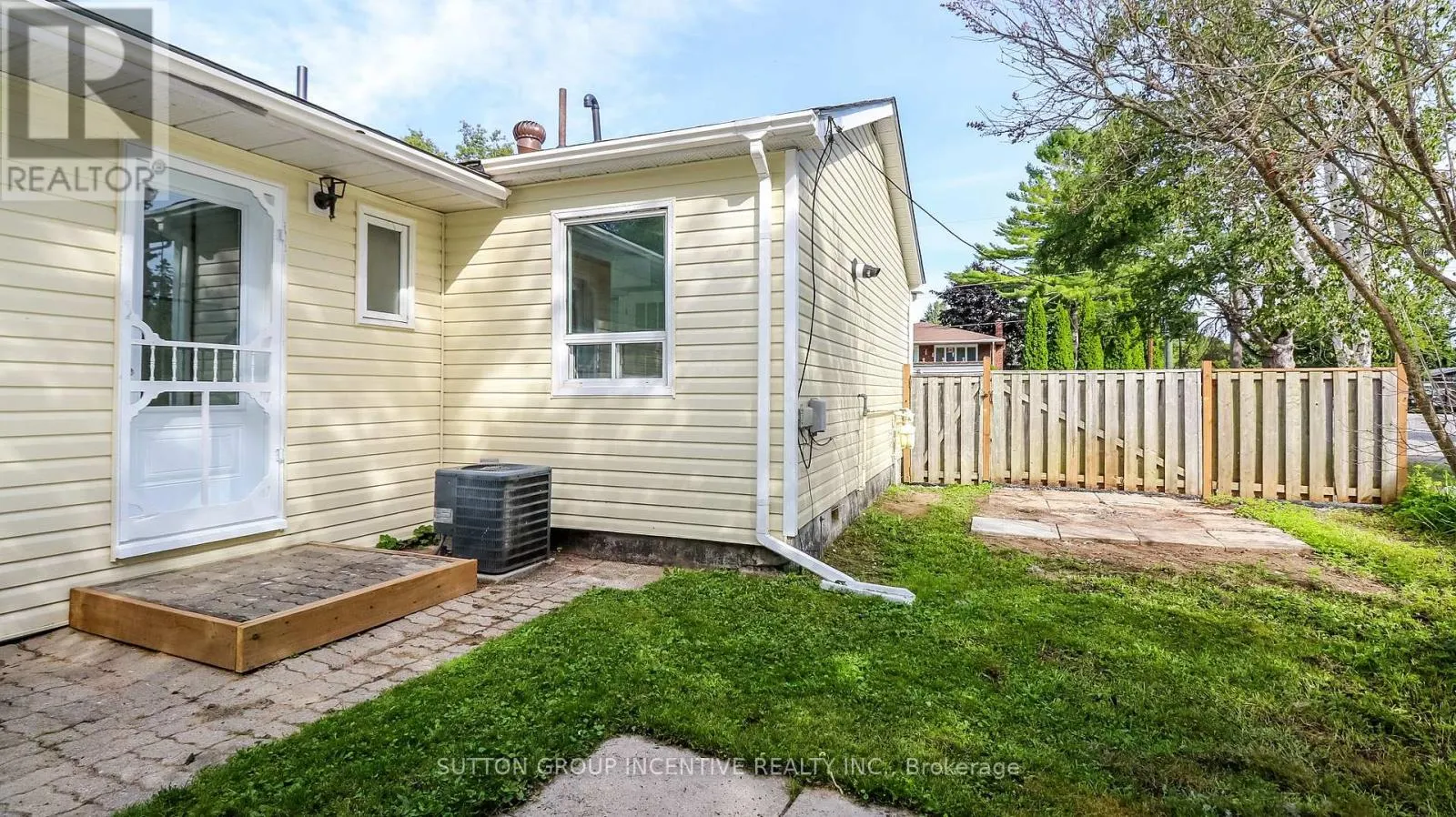 761 WILLIAM STREET