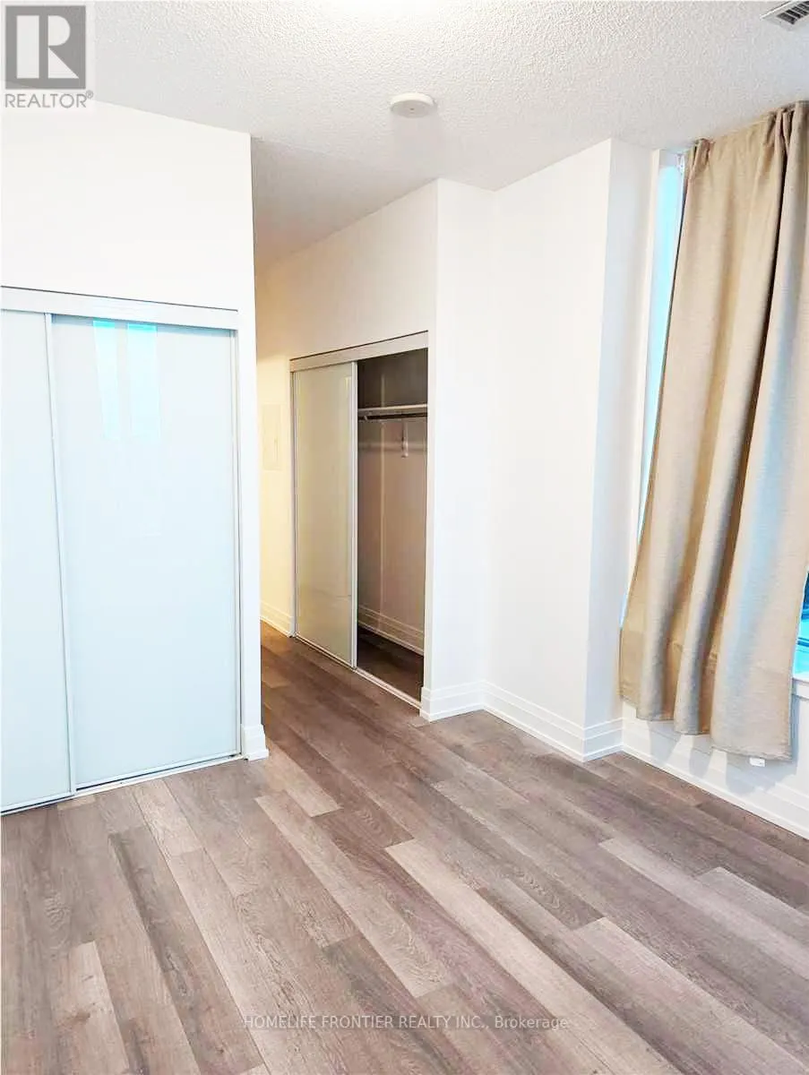 826 - 7165 YONGE STREET