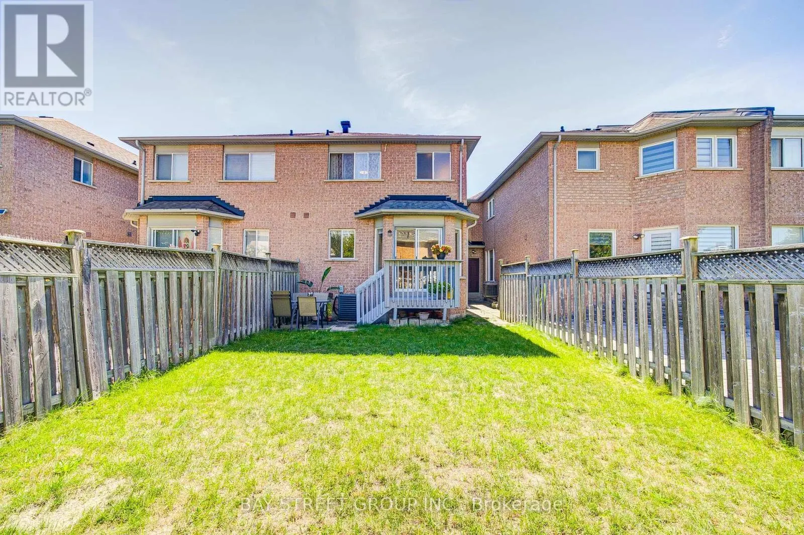 108 RIDEAU DRIVE