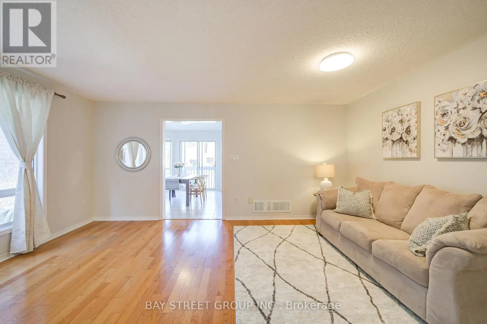 108 RIDEAU DRIVE