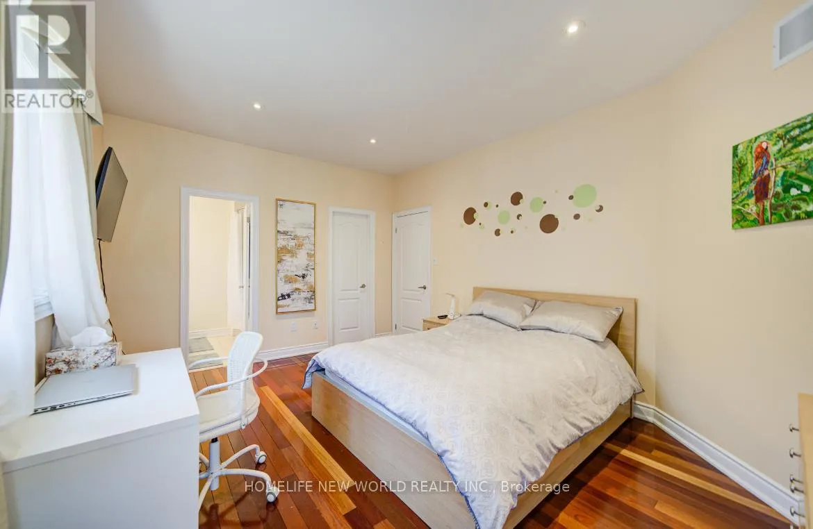 131 NER ISRAEL DRIVE