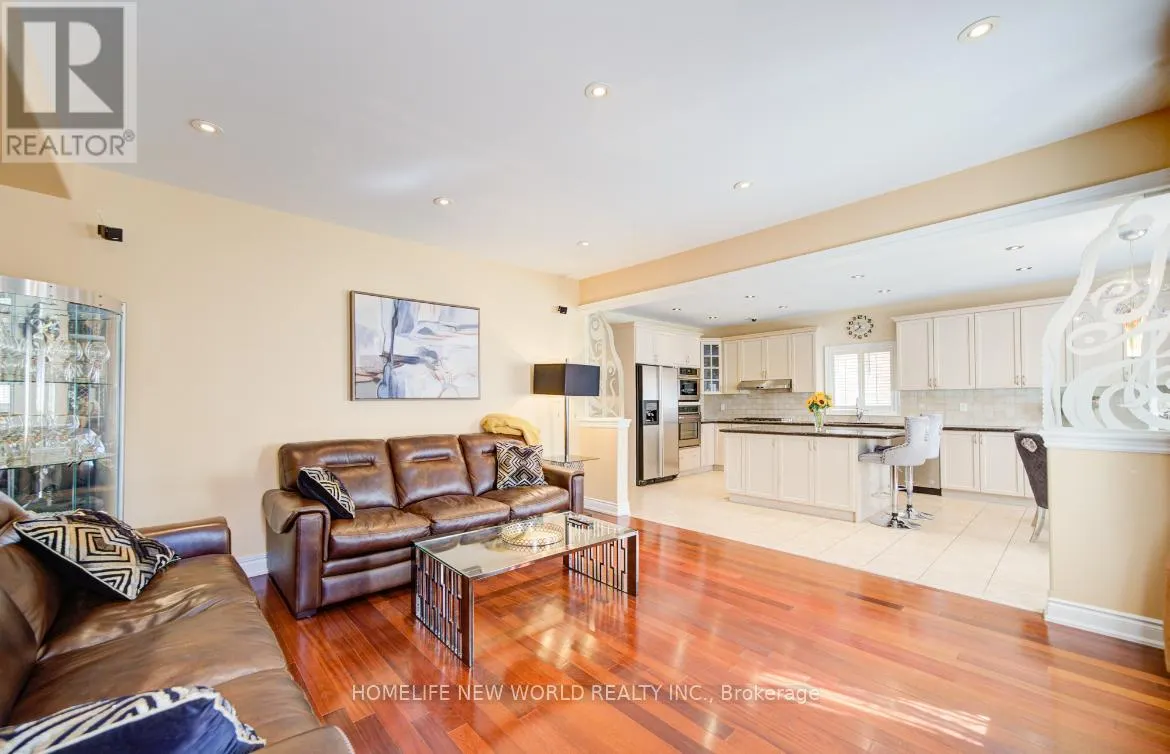 131 NER ISRAEL DRIVE