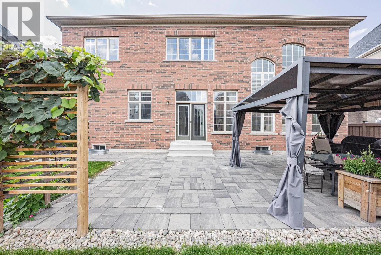 21 PARADISE VALLEY TRAIL