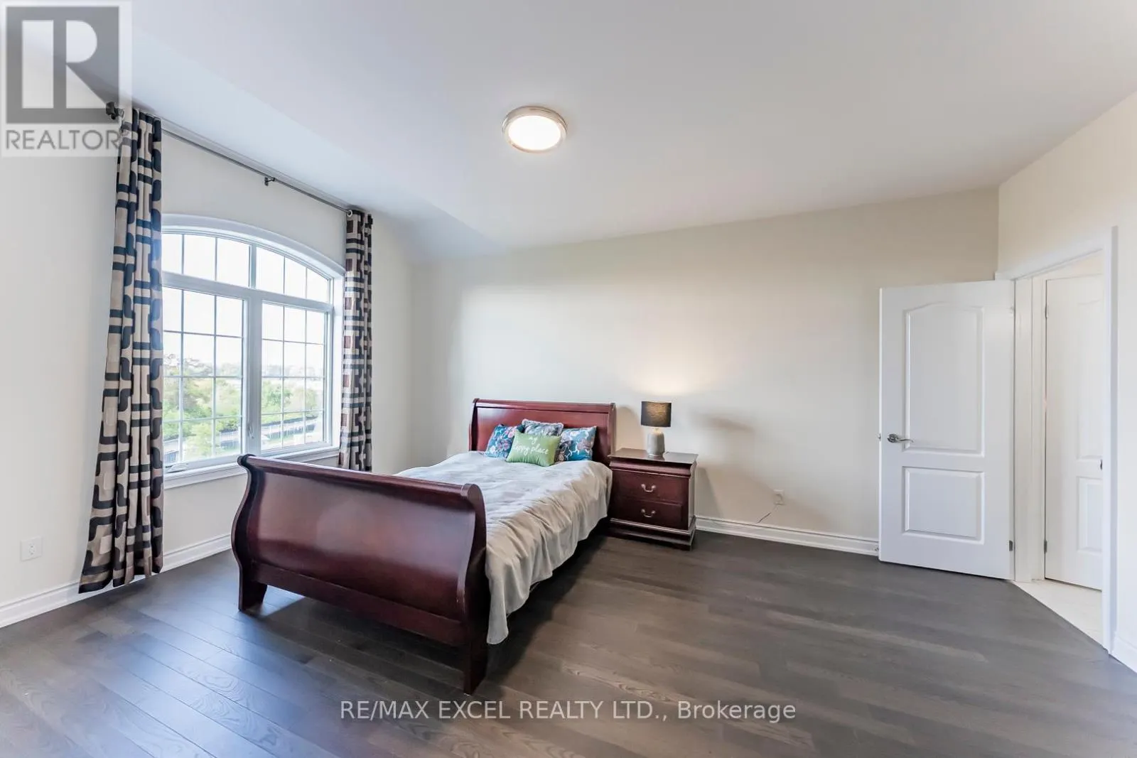 21 PARADISE VALLEY TRAIL