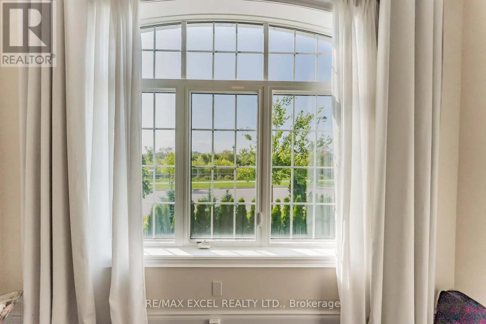 21 PARADISE VALLEY TRAIL
