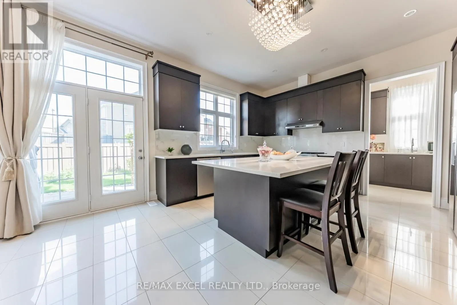 21 PARADISE VALLEY TRAIL