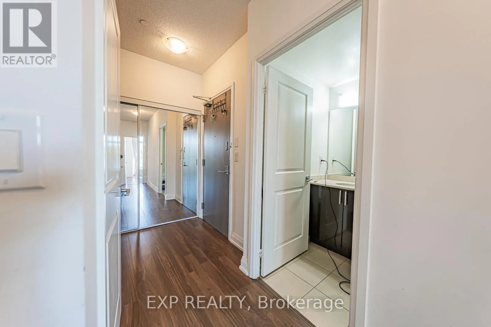 308 - 7167 YONGE STREET