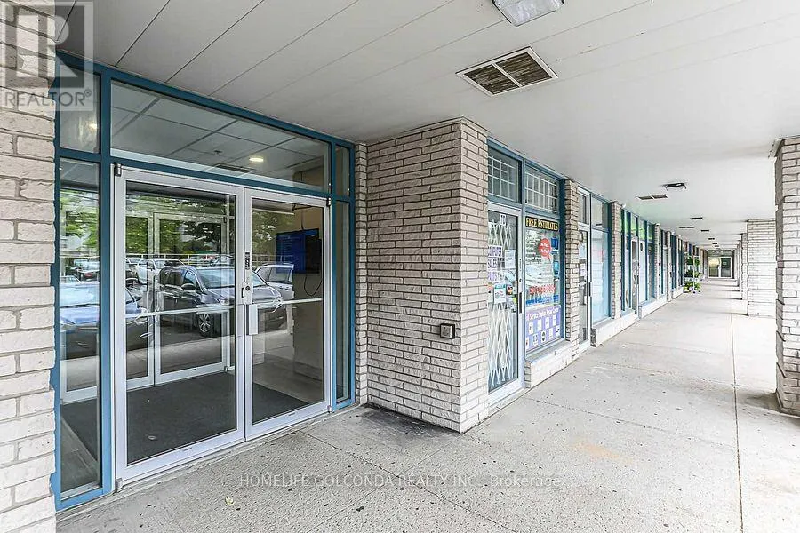 21D-22D - 7398 YONGE STREET