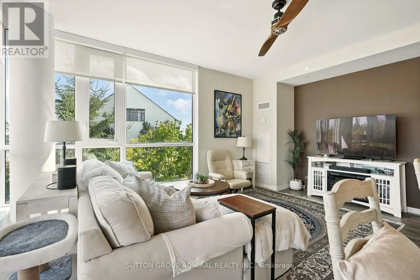 A217 - 241 SEA RAY AVENUE