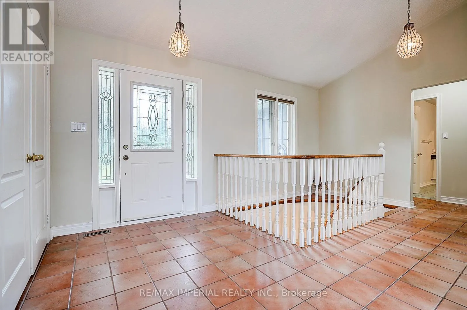 282 RIDGE ROAD