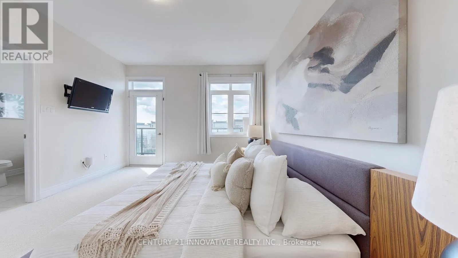 577 MARC SANTI BOULEVARD
