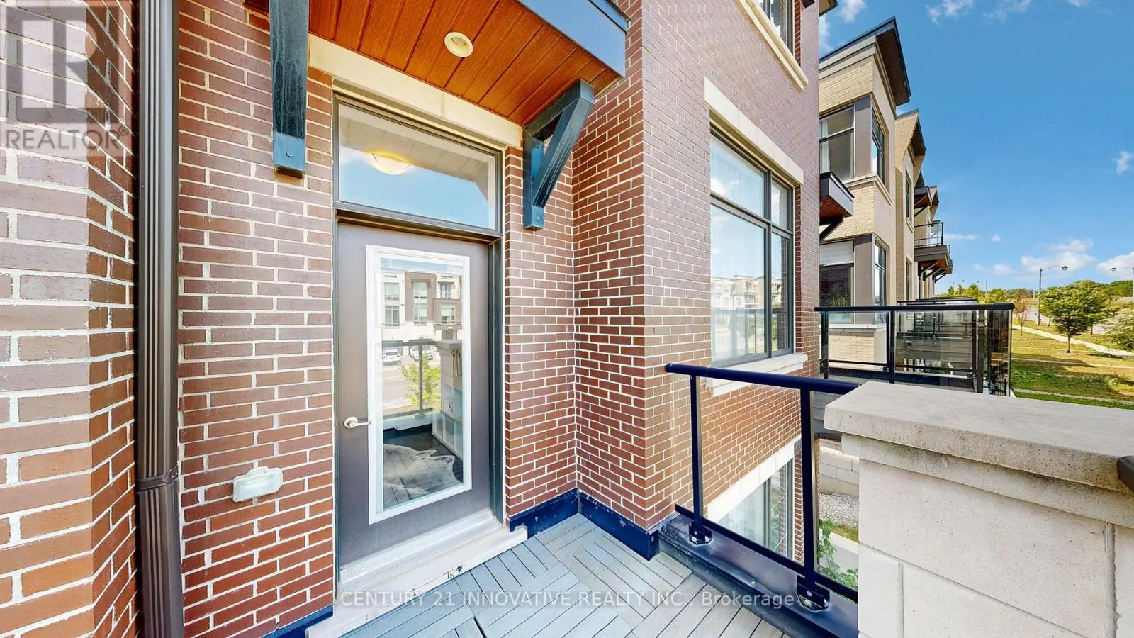 577 MARC SANTI BOULEVARD