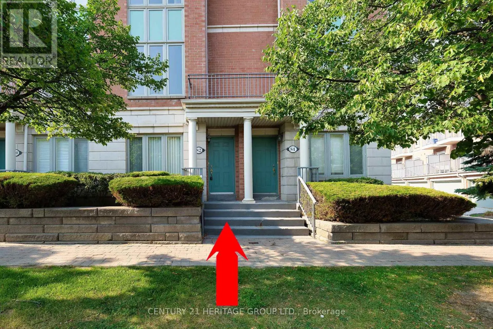 82 SUNCREST BOULEVARD