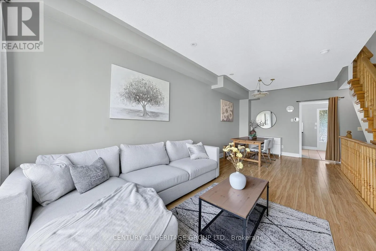 82 SUNCREST BOULEVARD