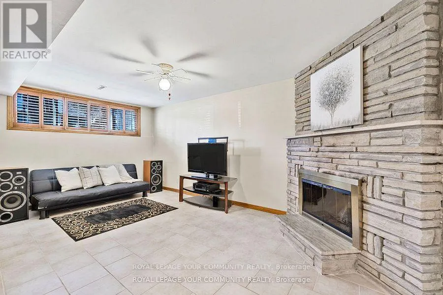 69 WOOD CRESCENT