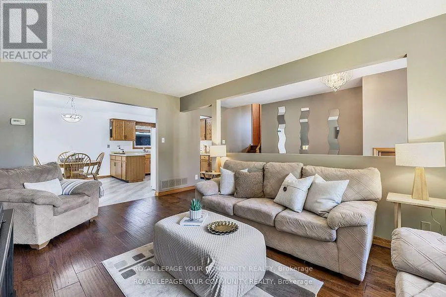 69 WOOD CRESCENT