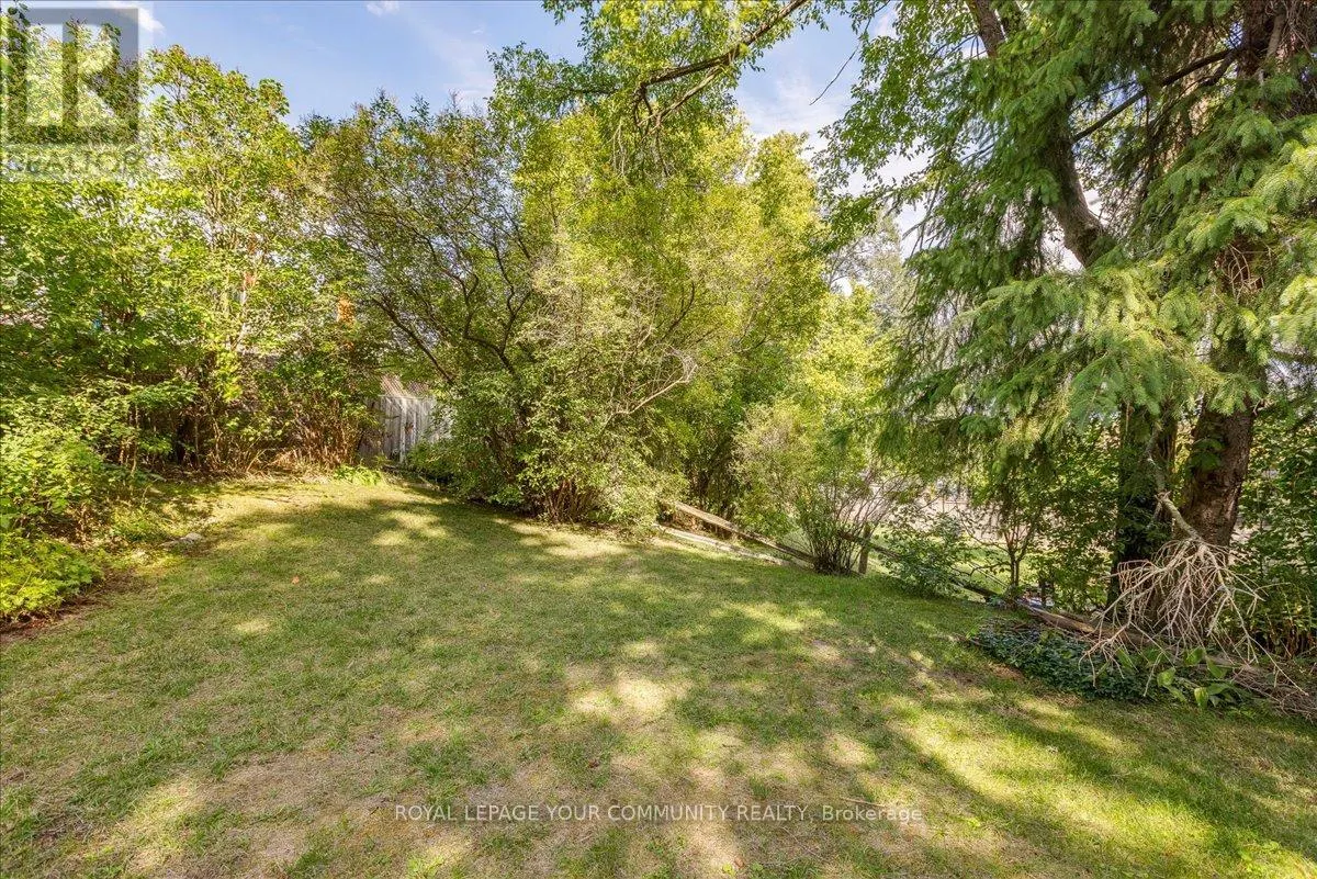 258 LAKEVIEW BOULEVARD