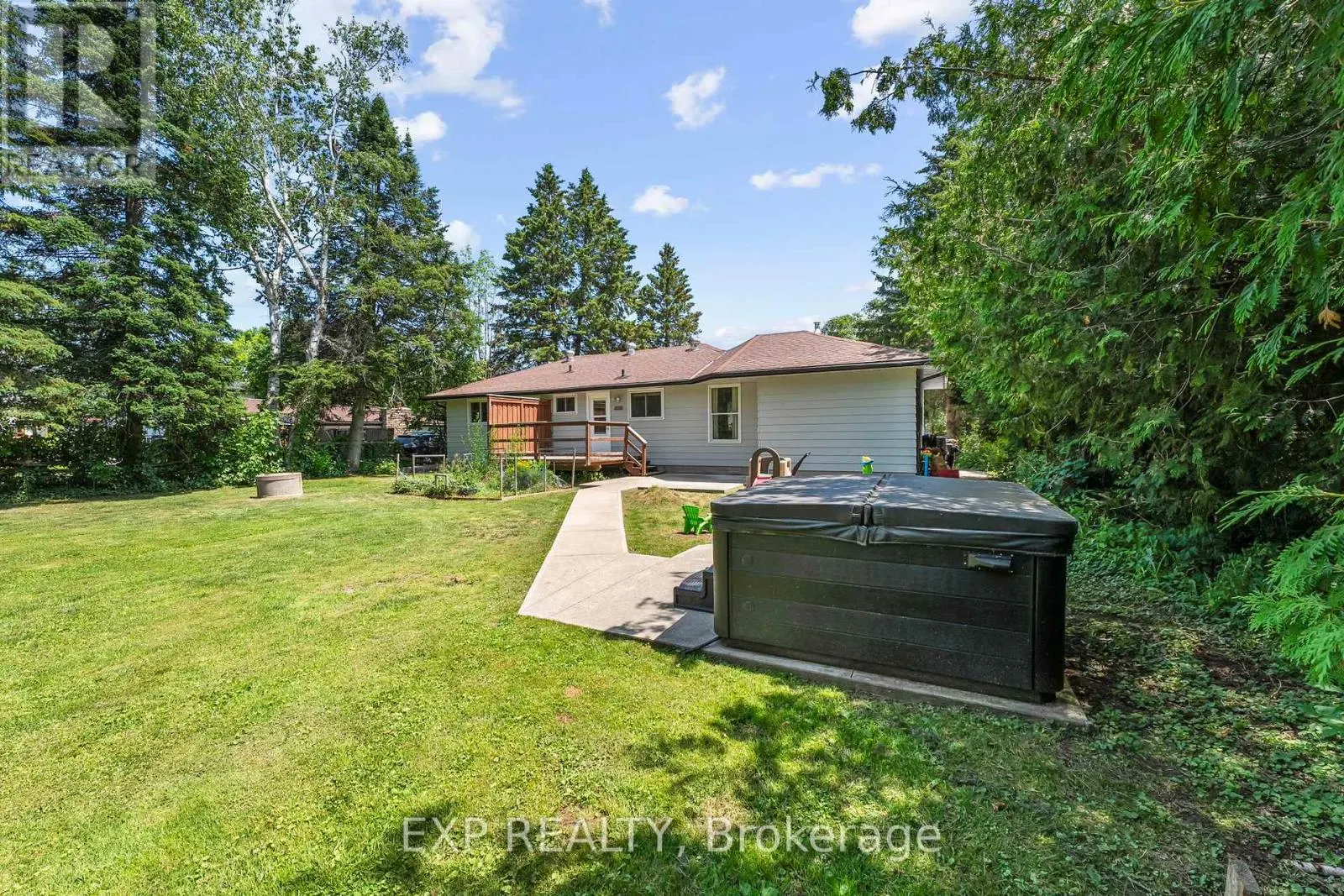 2186 RICHARD STREET