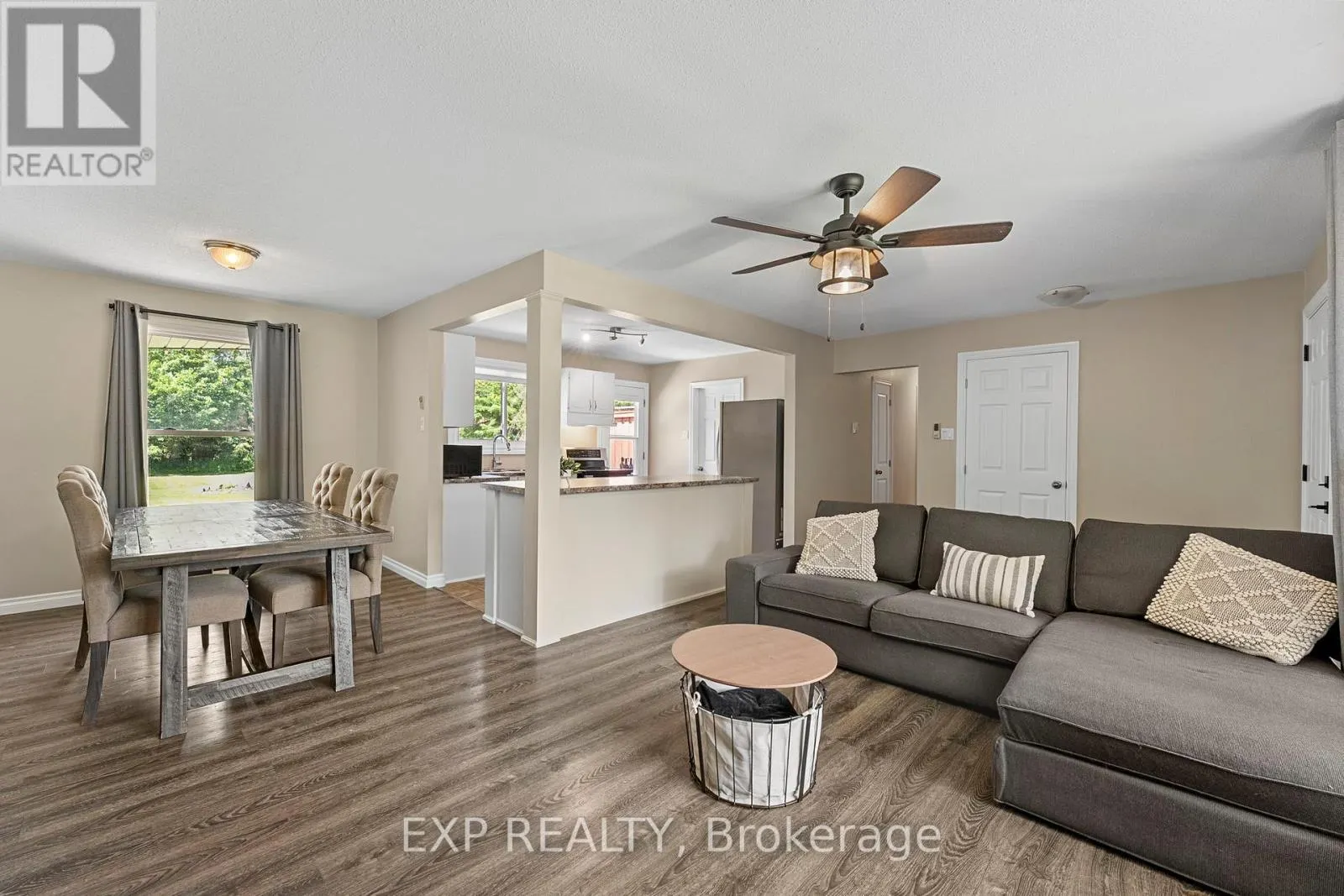 2186 RICHARD STREET