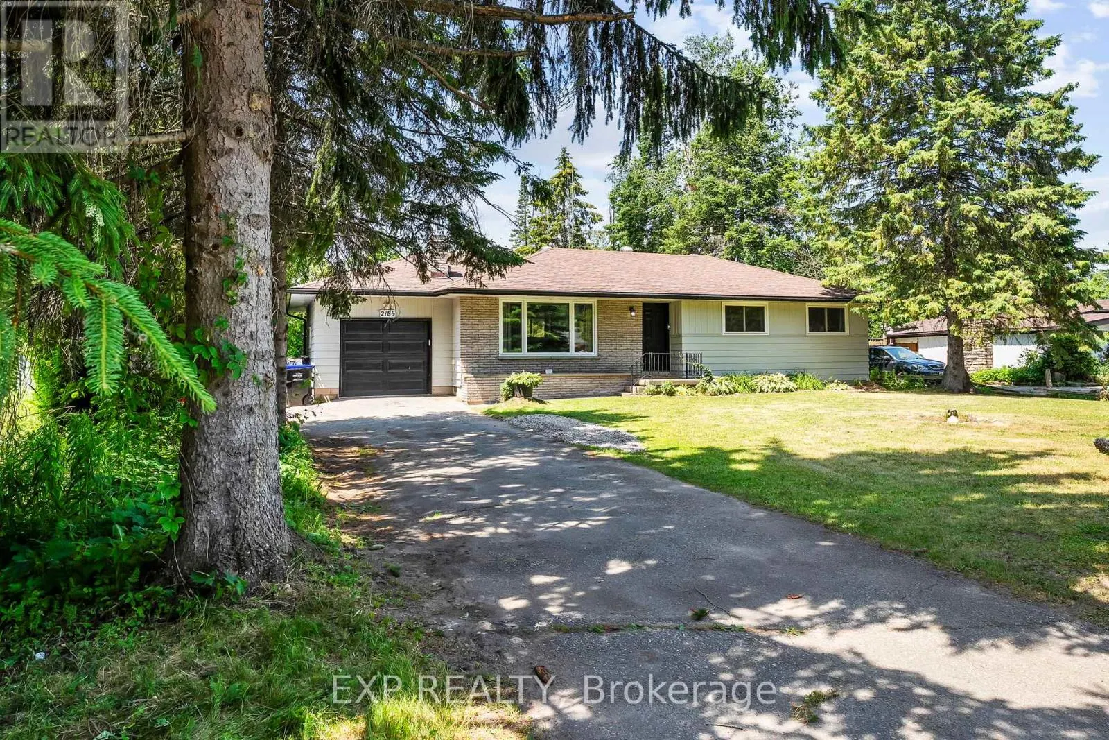 2186 RICHARD STREET