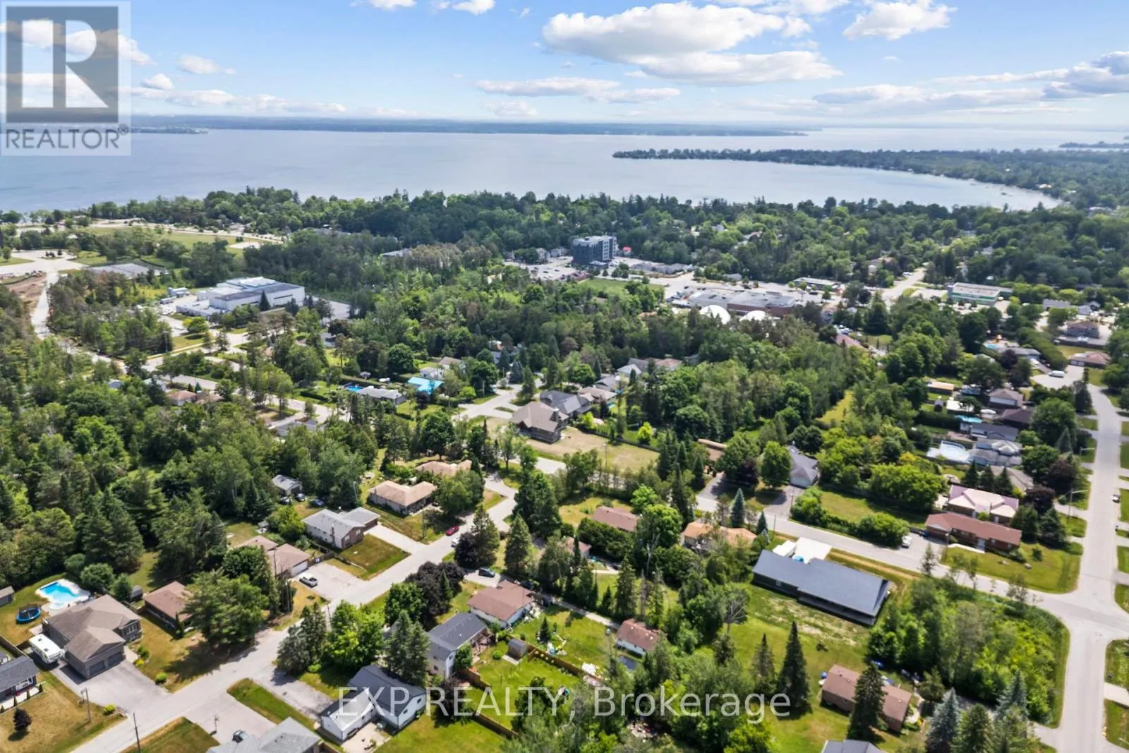 2186 RICHARD STREET