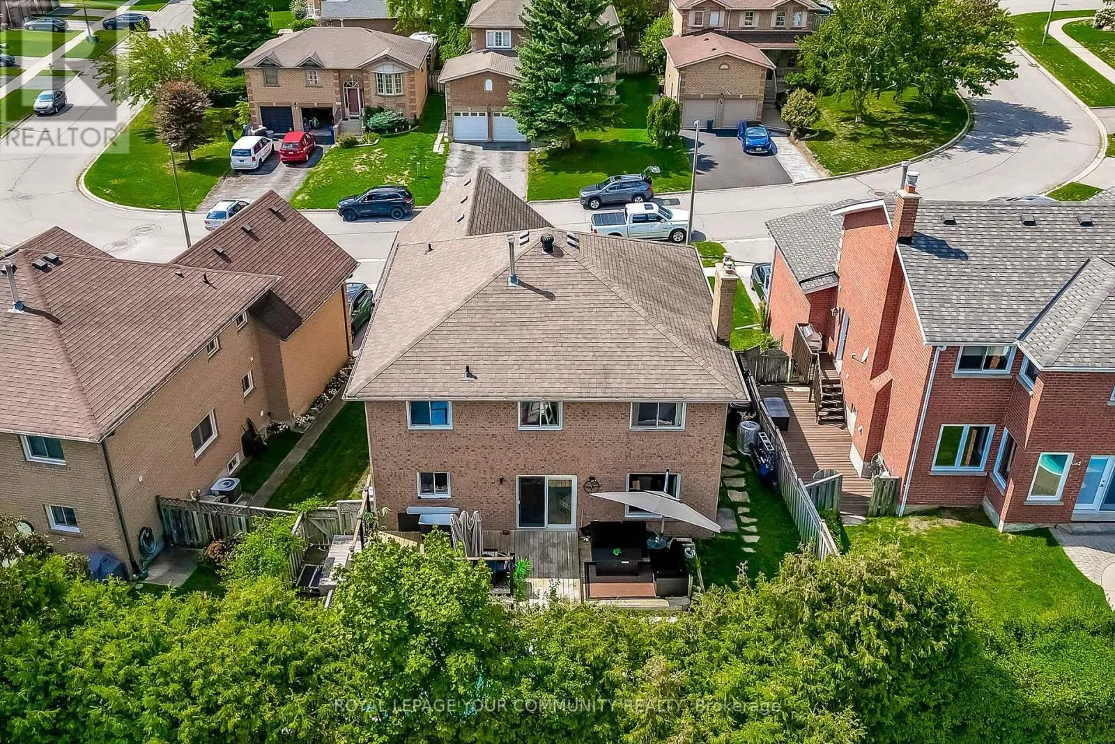 21 LITNER CRESCENT