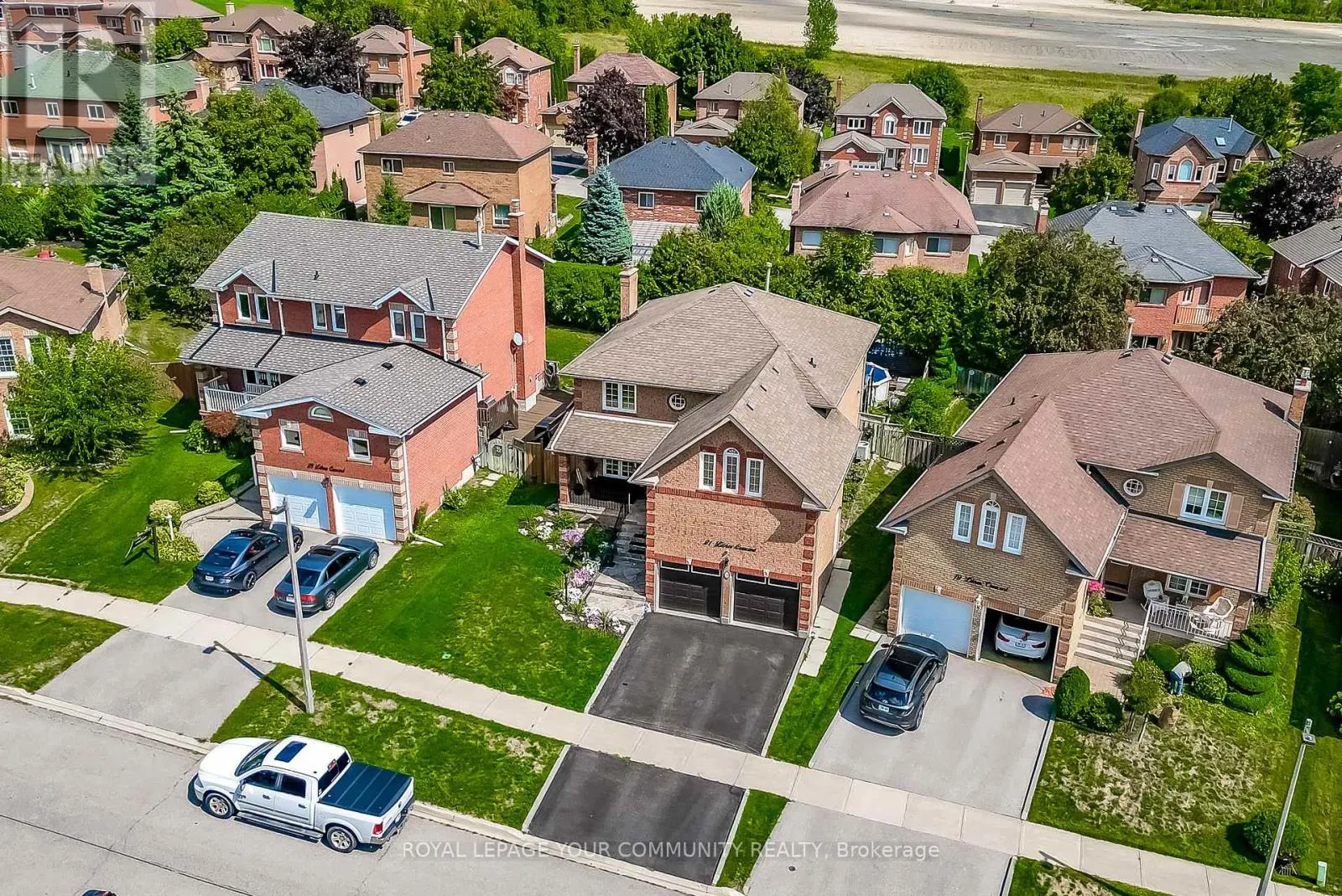 21 LITNER CRESCENT