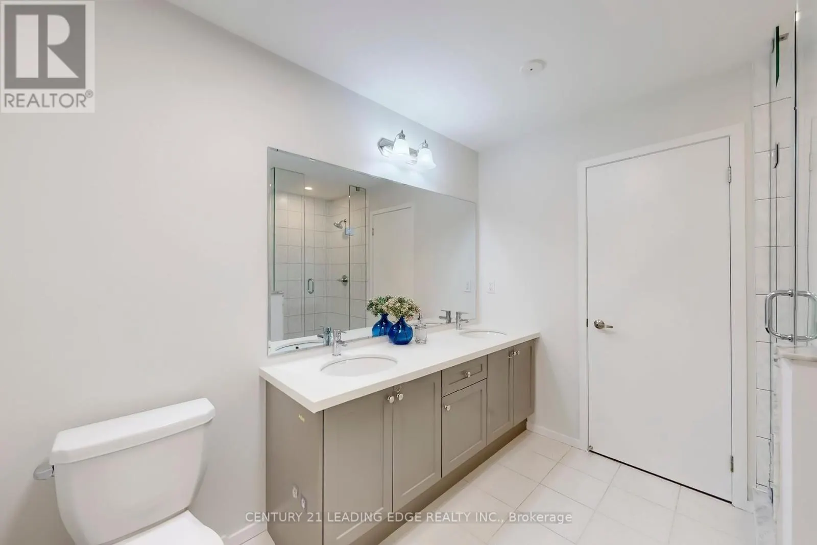 26 JAMES NOBLE LANE