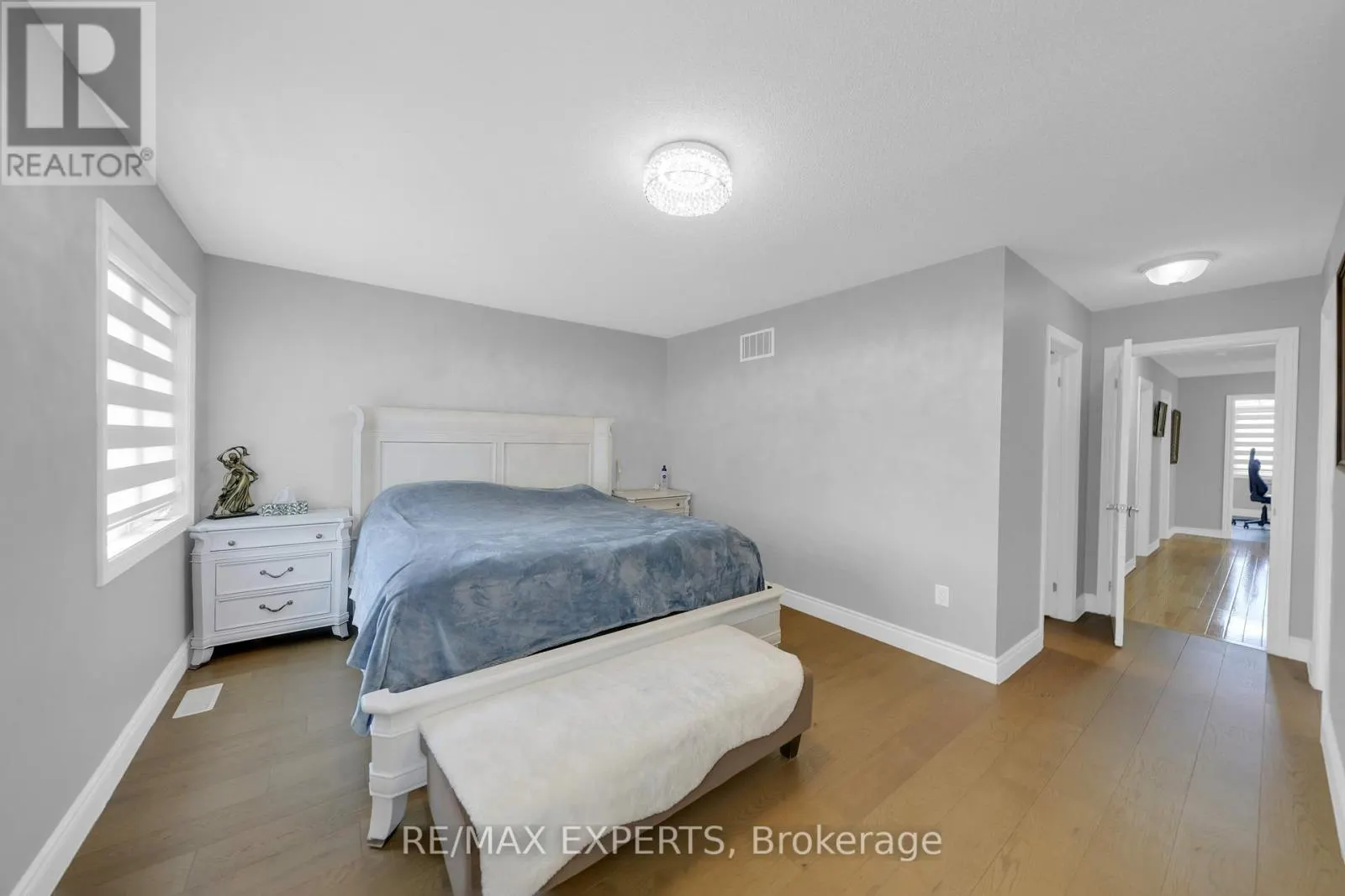 2190 DAWSON CRESCENT