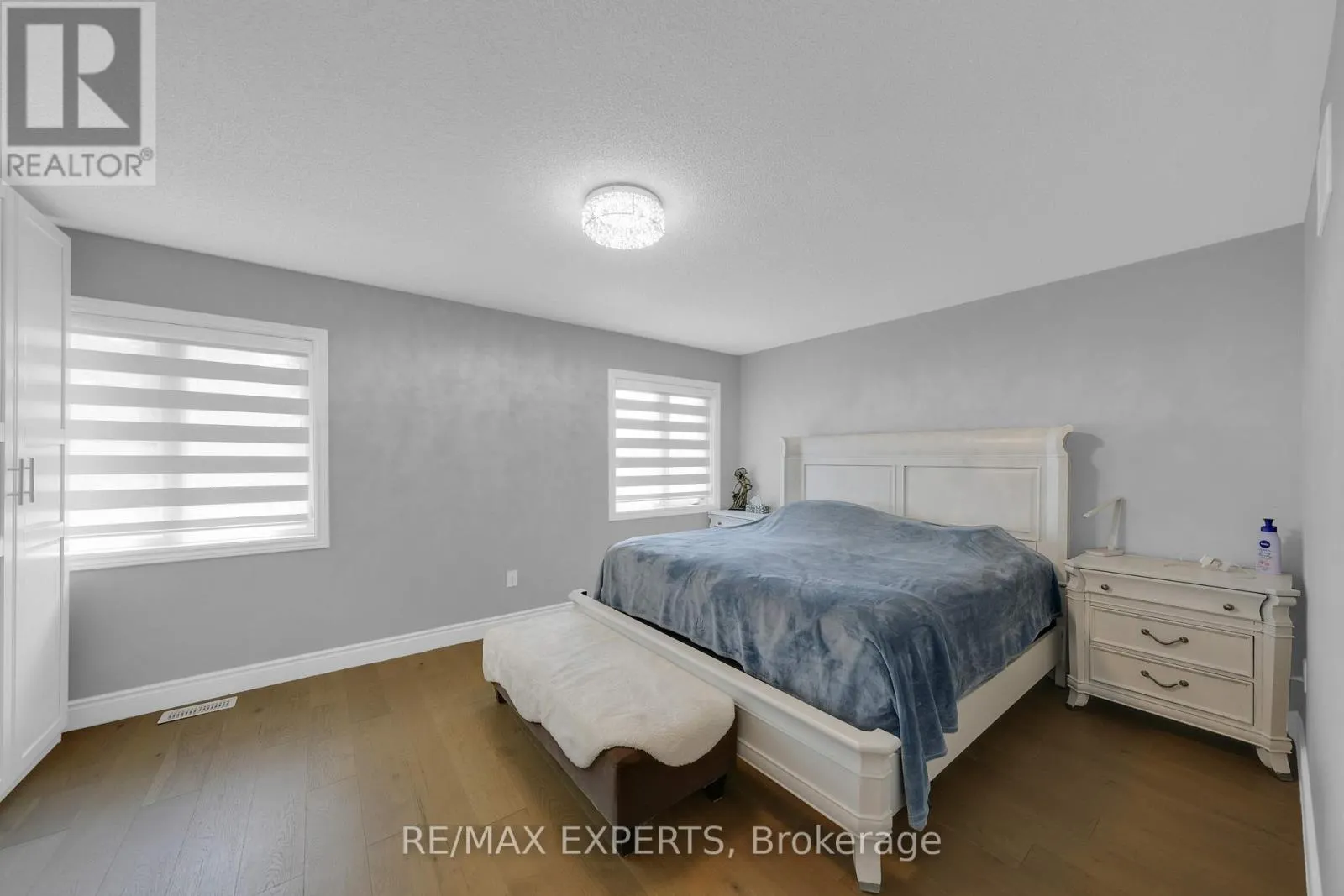 2190 DAWSON CRESCENT