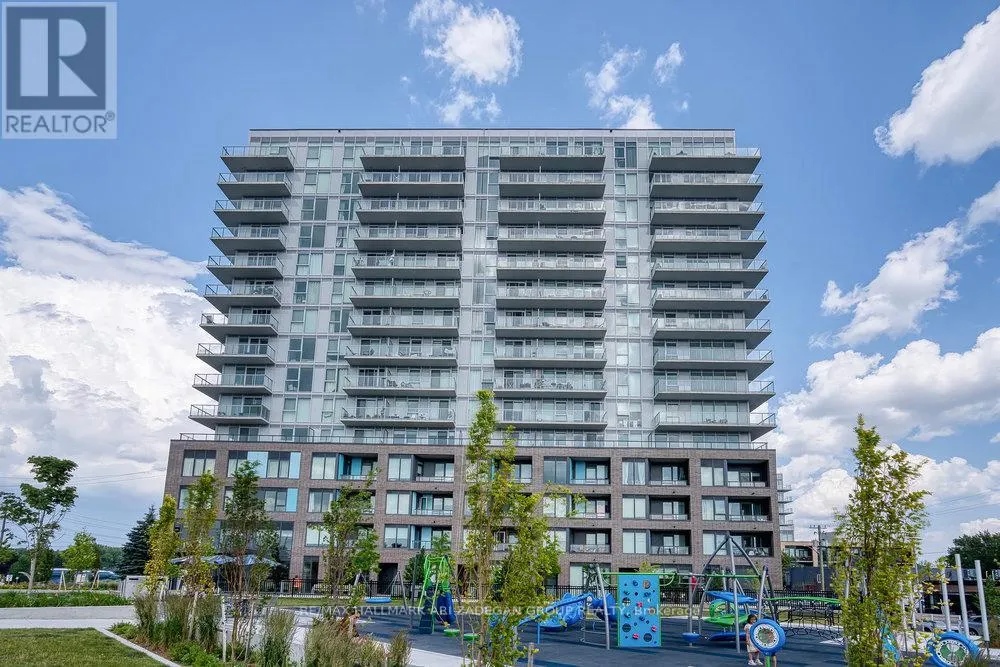 423 - 185 DEERFIELD ROAD
