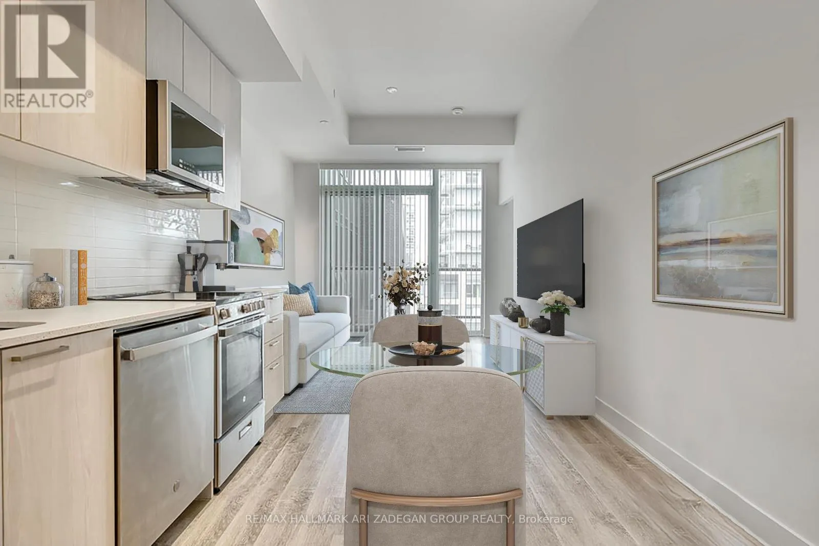 423 - 185 DEERFIELD ROAD