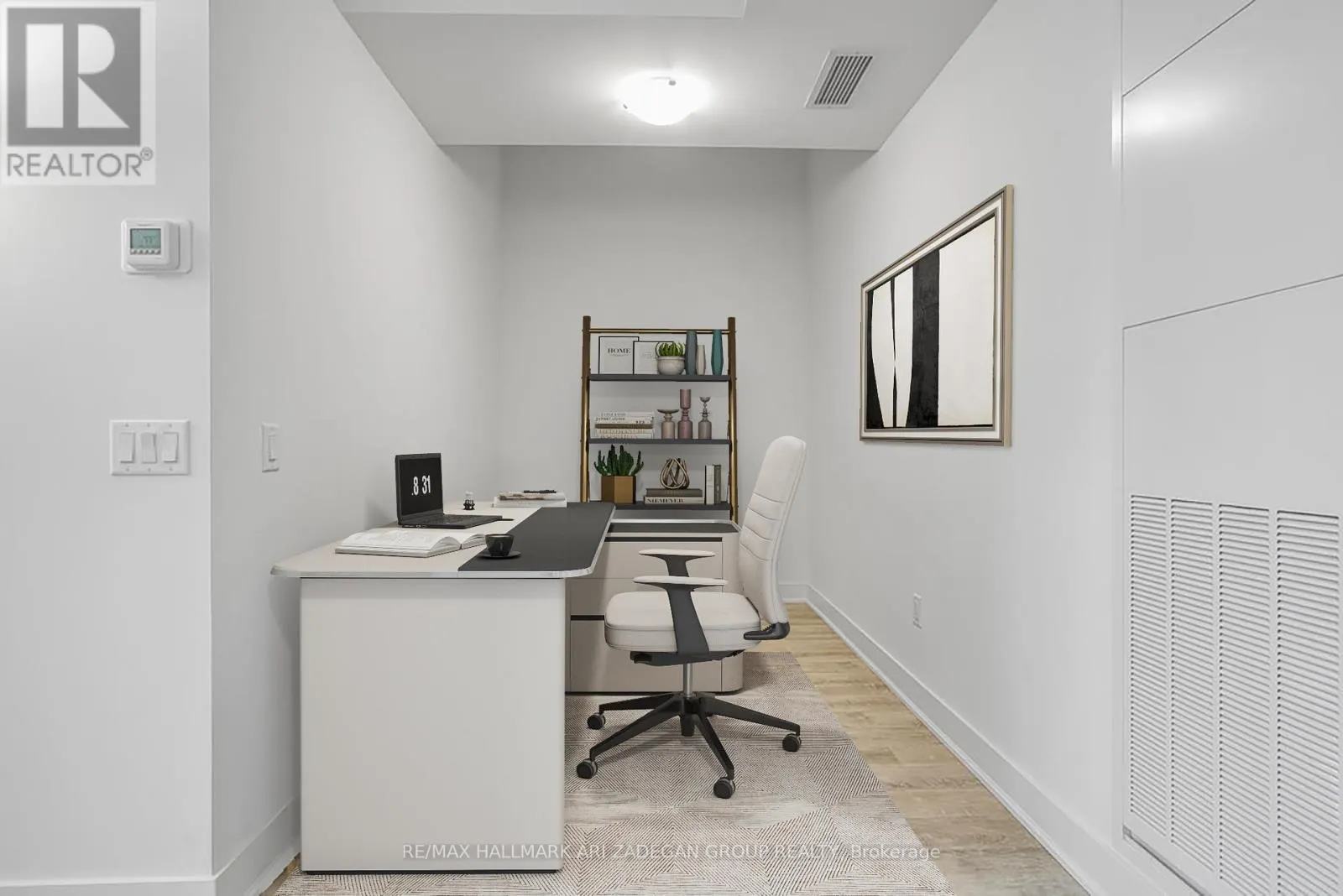 423 - 185 DEERFIELD ROAD