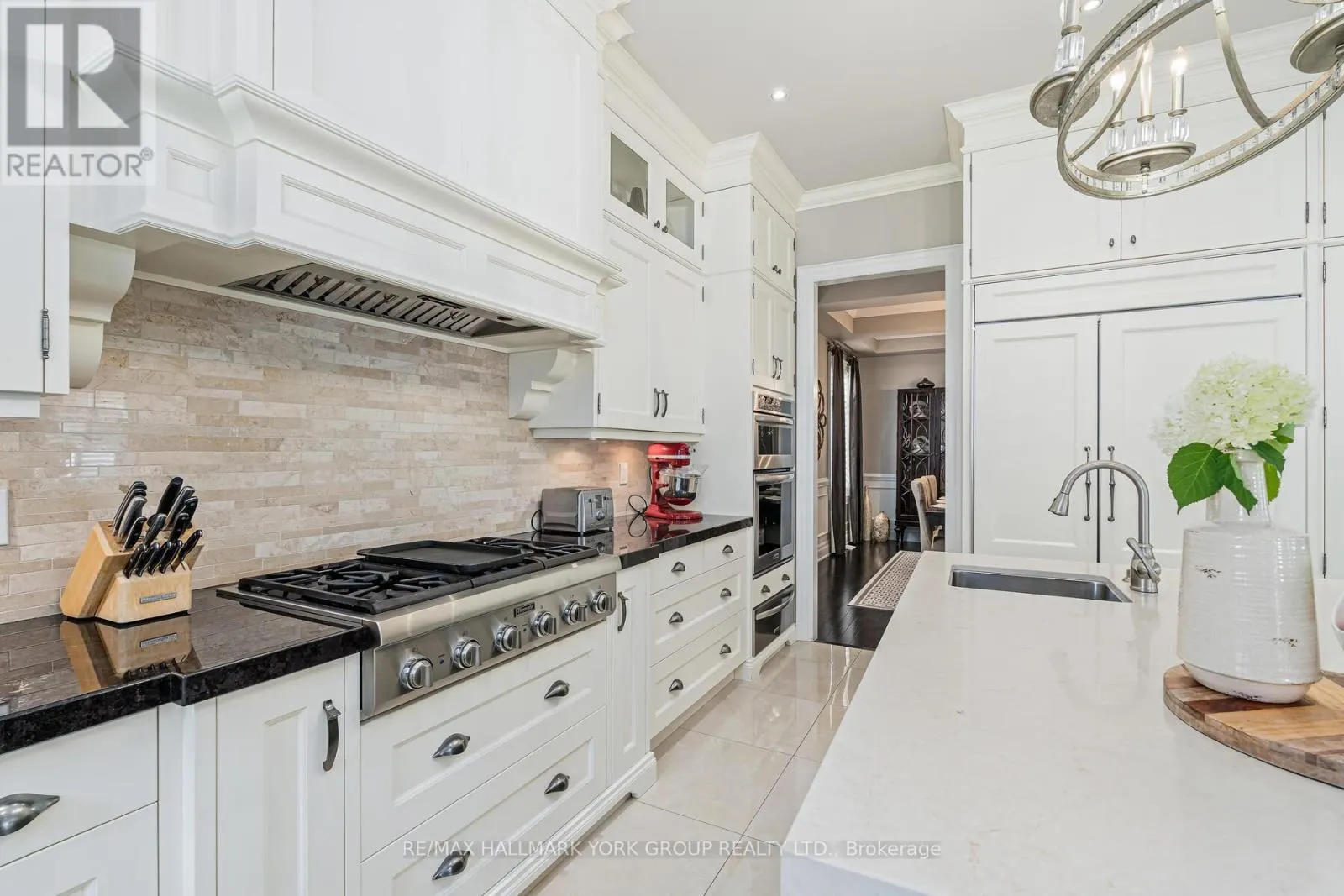 111 ROBERT BERRY CRESCENT