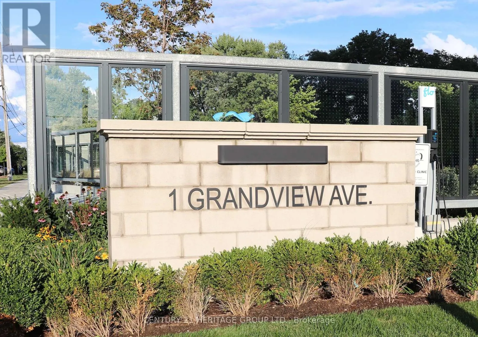 2109 - 1 GRANDVIEW AVENUE