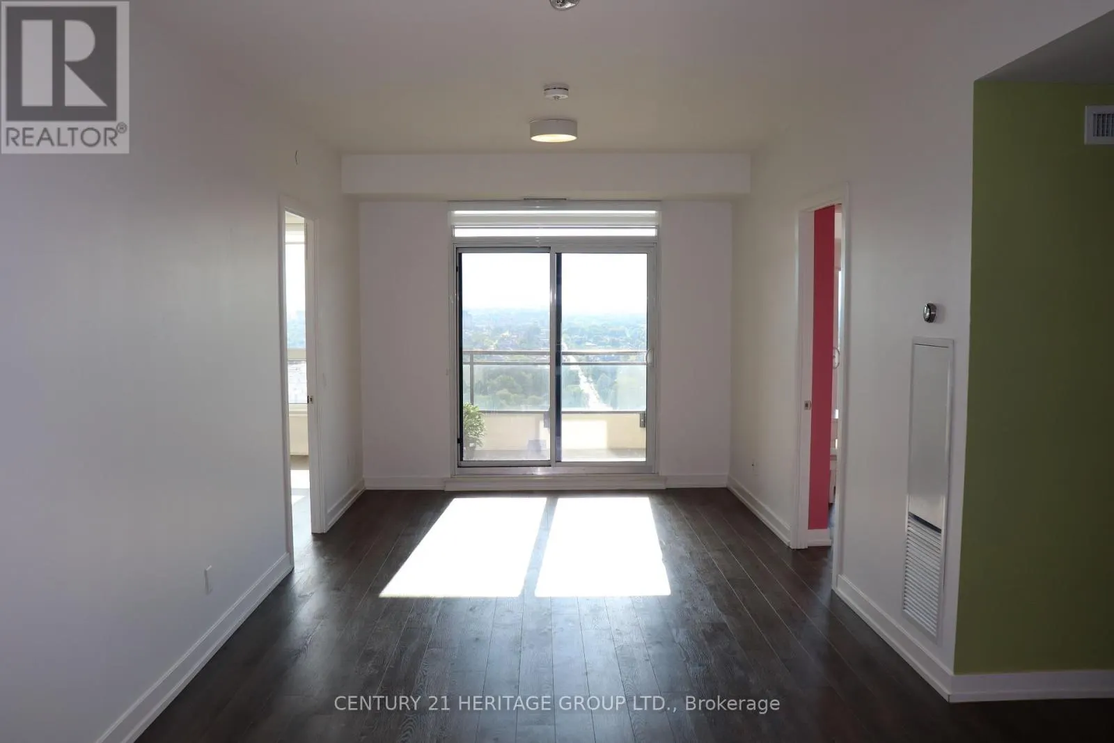 2109 - 1 GRANDVIEW AVENUE