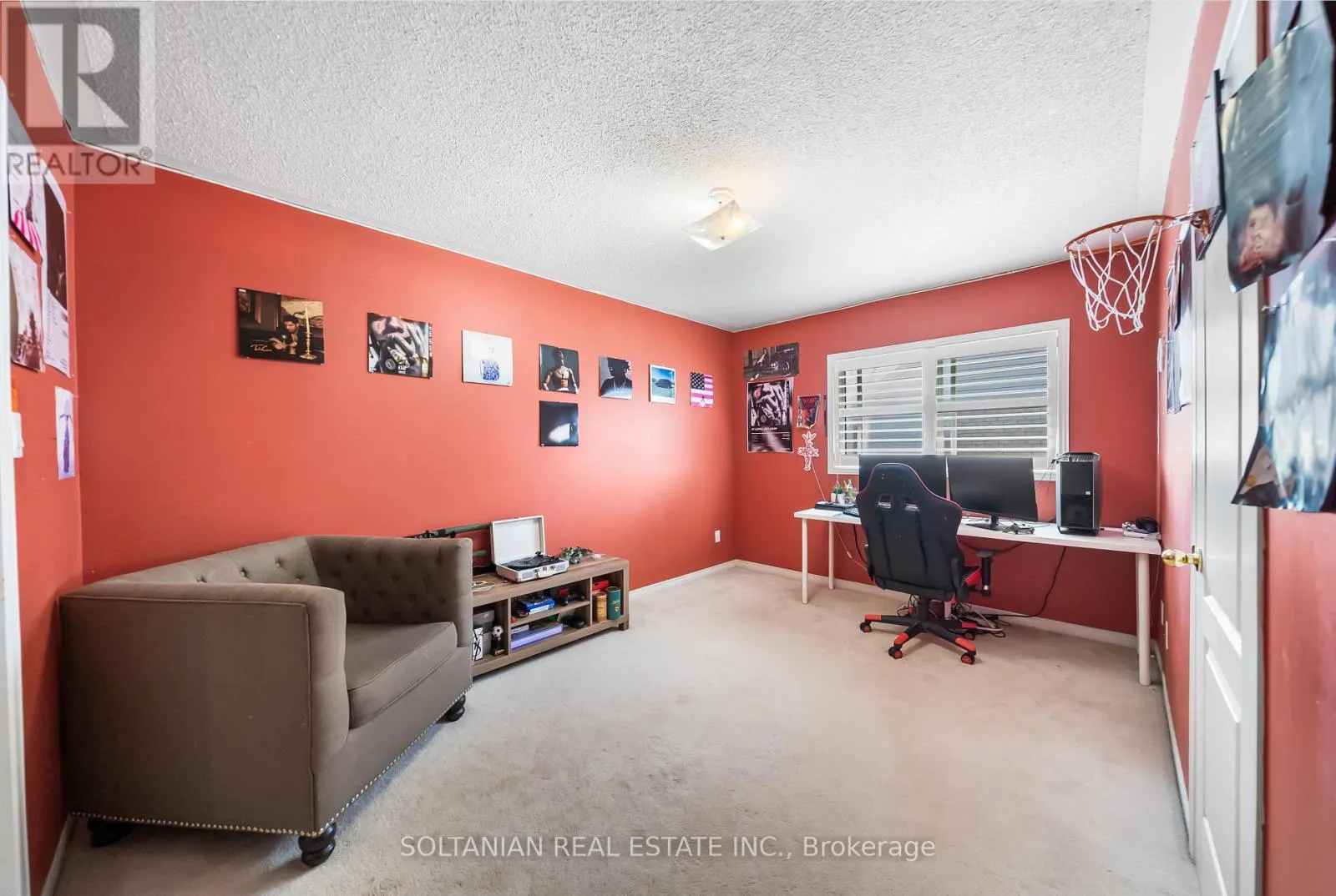 242 FRANK ENDEAN ROAD