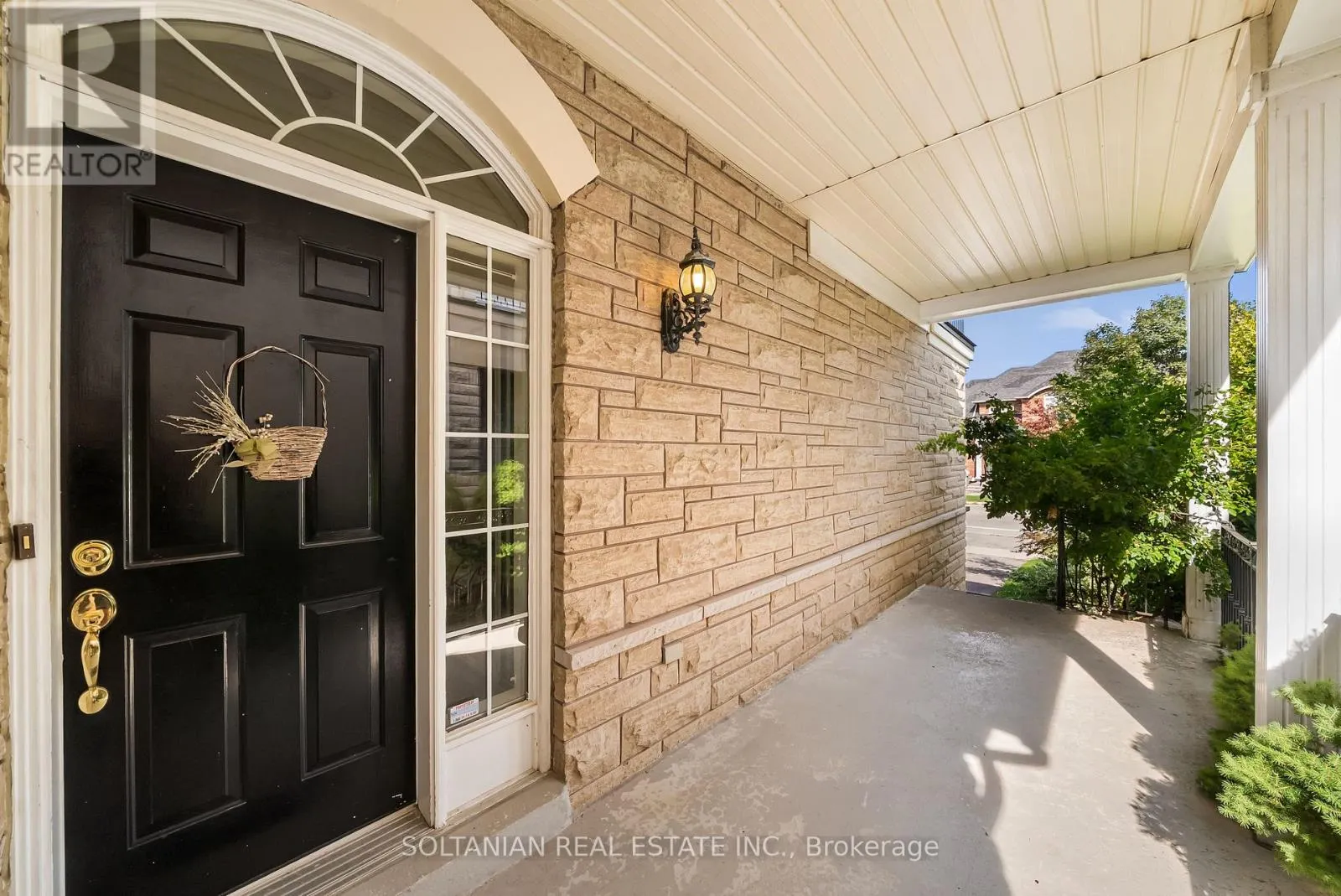 242 FRANK ENDEAN ROAD