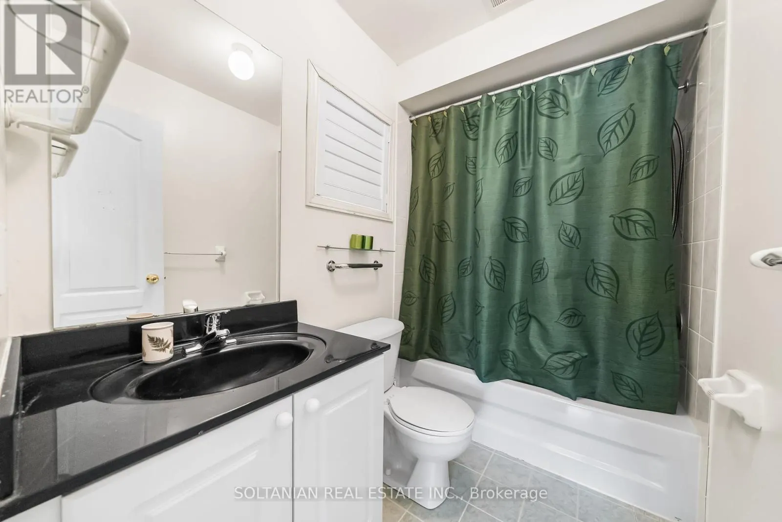 242 FRANK ENDEAN ROAD