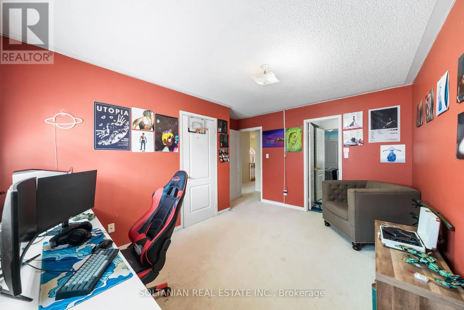 242 FRANK ENDEAN ROAD